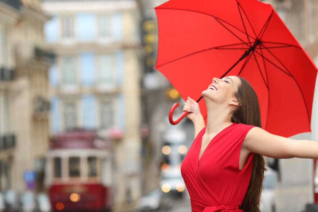 雨の日の魔法:雨の日もパワーストーンの力と効果でポジティブに!:おすすめ天然石をご紹介致します!
