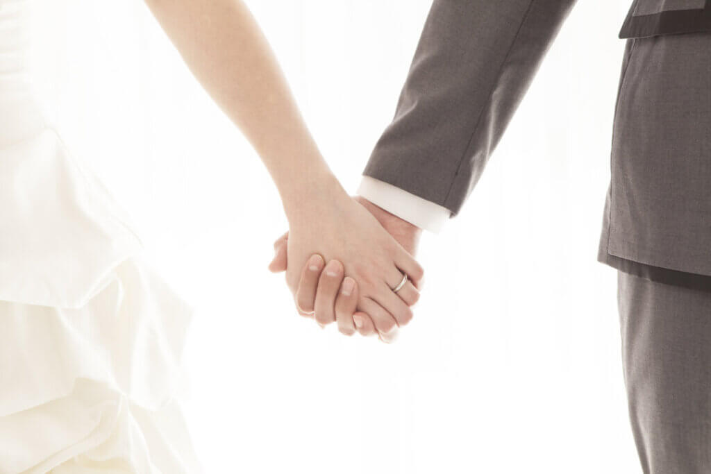 シトリン パワーストーン 結婚5年目(木婚式)結婚記念石 石言葉 意味:おすすめアクセサリー プレゼントのご提案をご紹介します!
