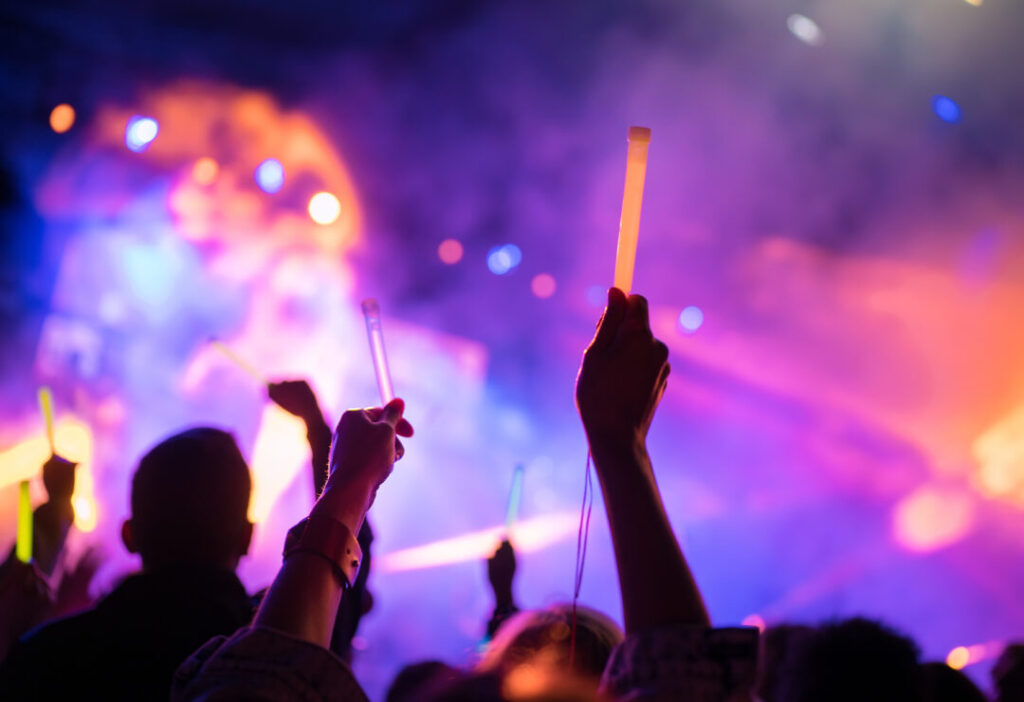 推しのライブやイベントのチケット当選運アップにおすすめのパワーストーンをご紹介!素敵な思い出を作ろう♪