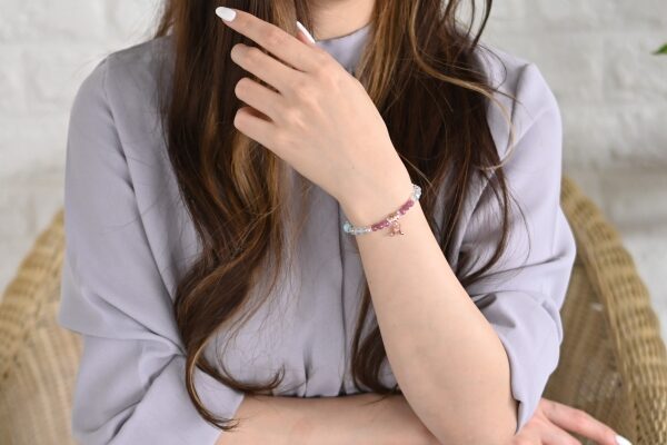 愛と平和の象徴 ラリマーを使用したお洒落で可愛いパワーストーン 天然石ブレスレットをご紹介!癒しや精神の安定に